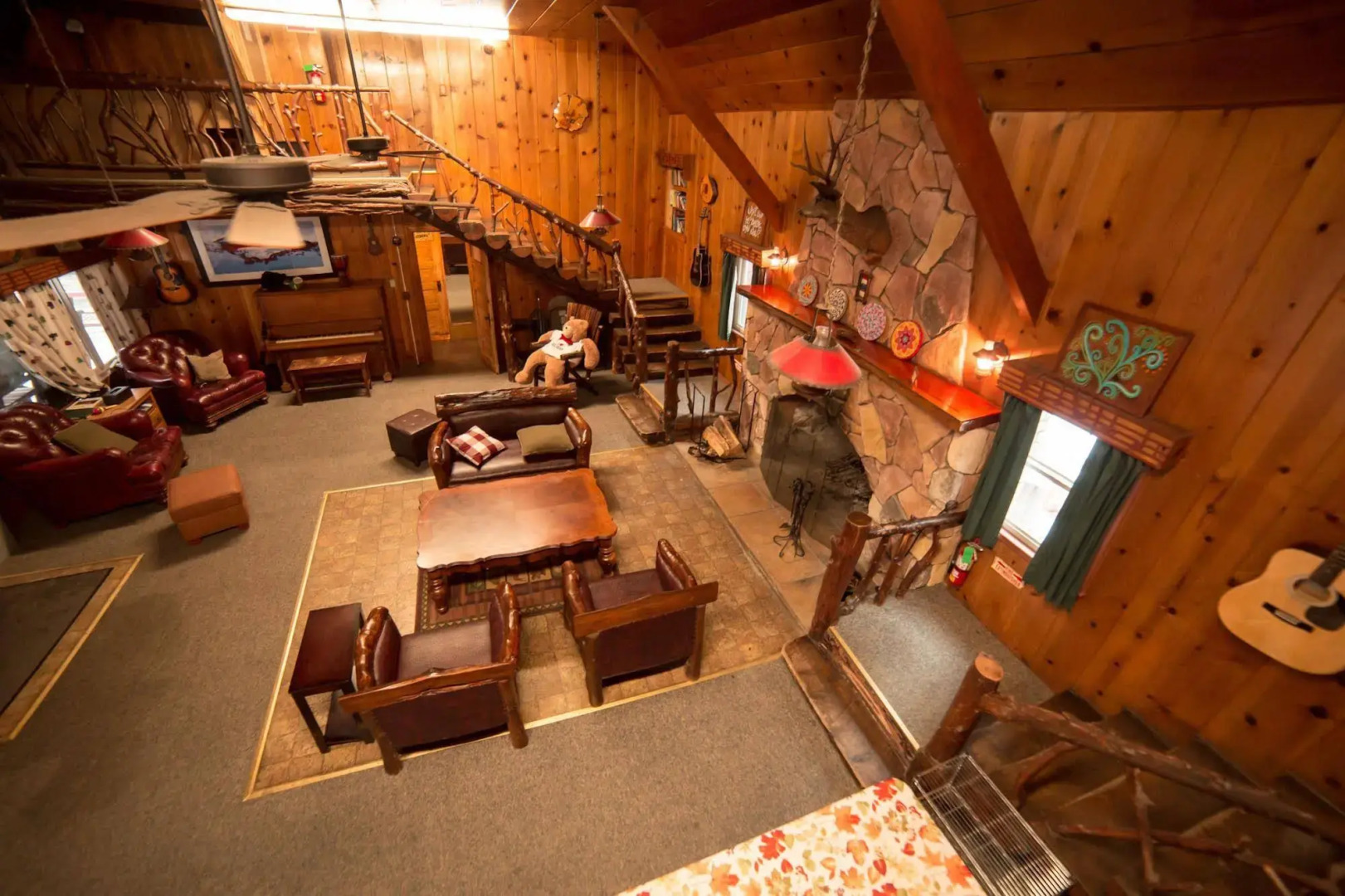 ITH Big Bear Lake Mountain Hostel & Lodge
