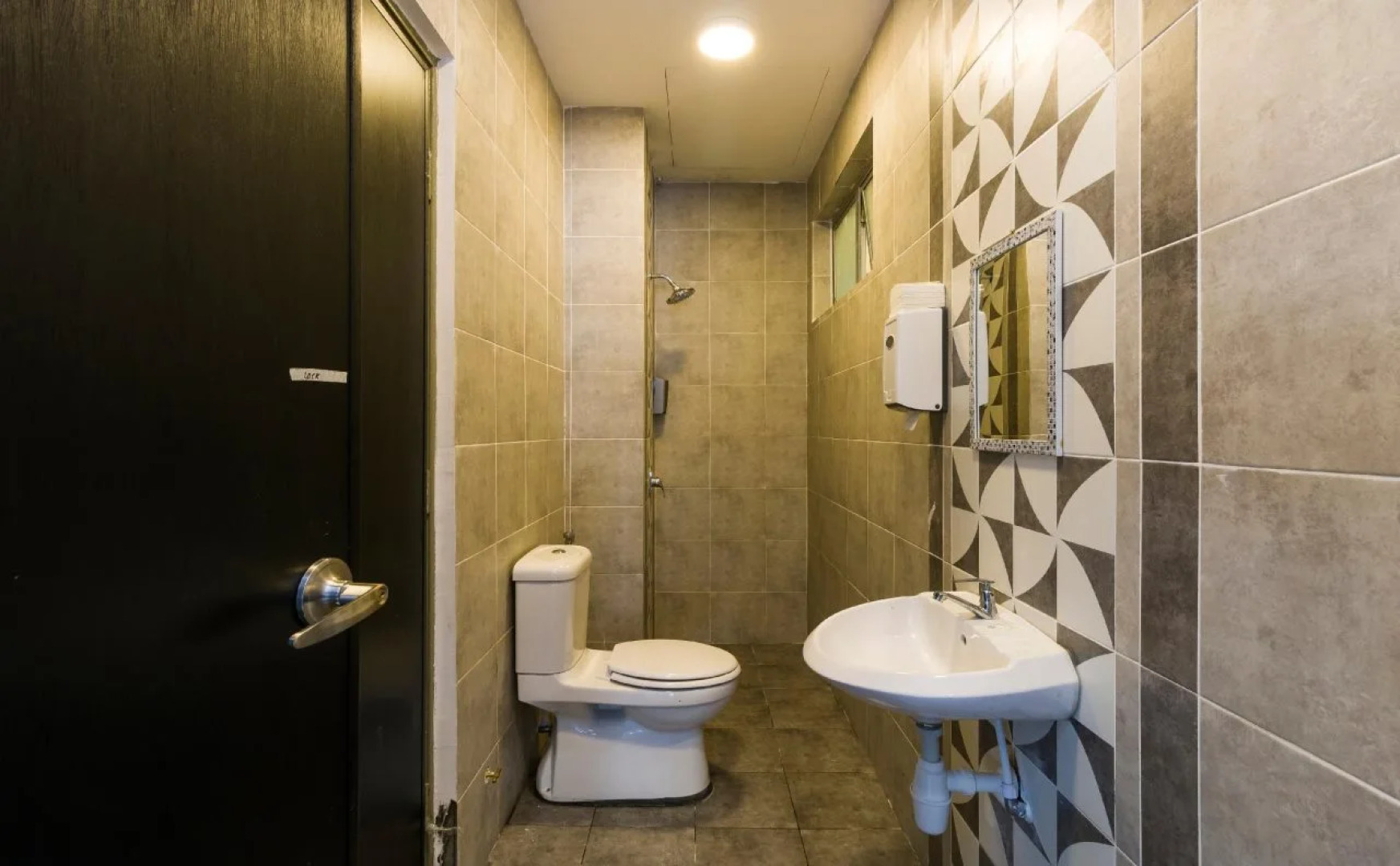 Peony Apartment @ Cameron