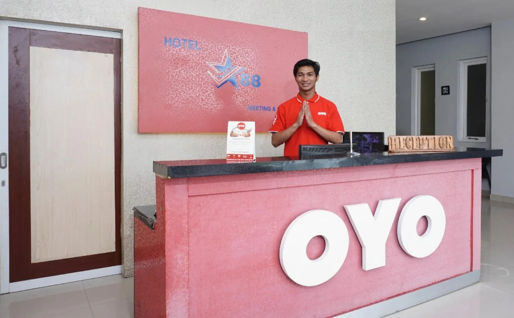 RedDoorz Plus @ Hotel Star 88