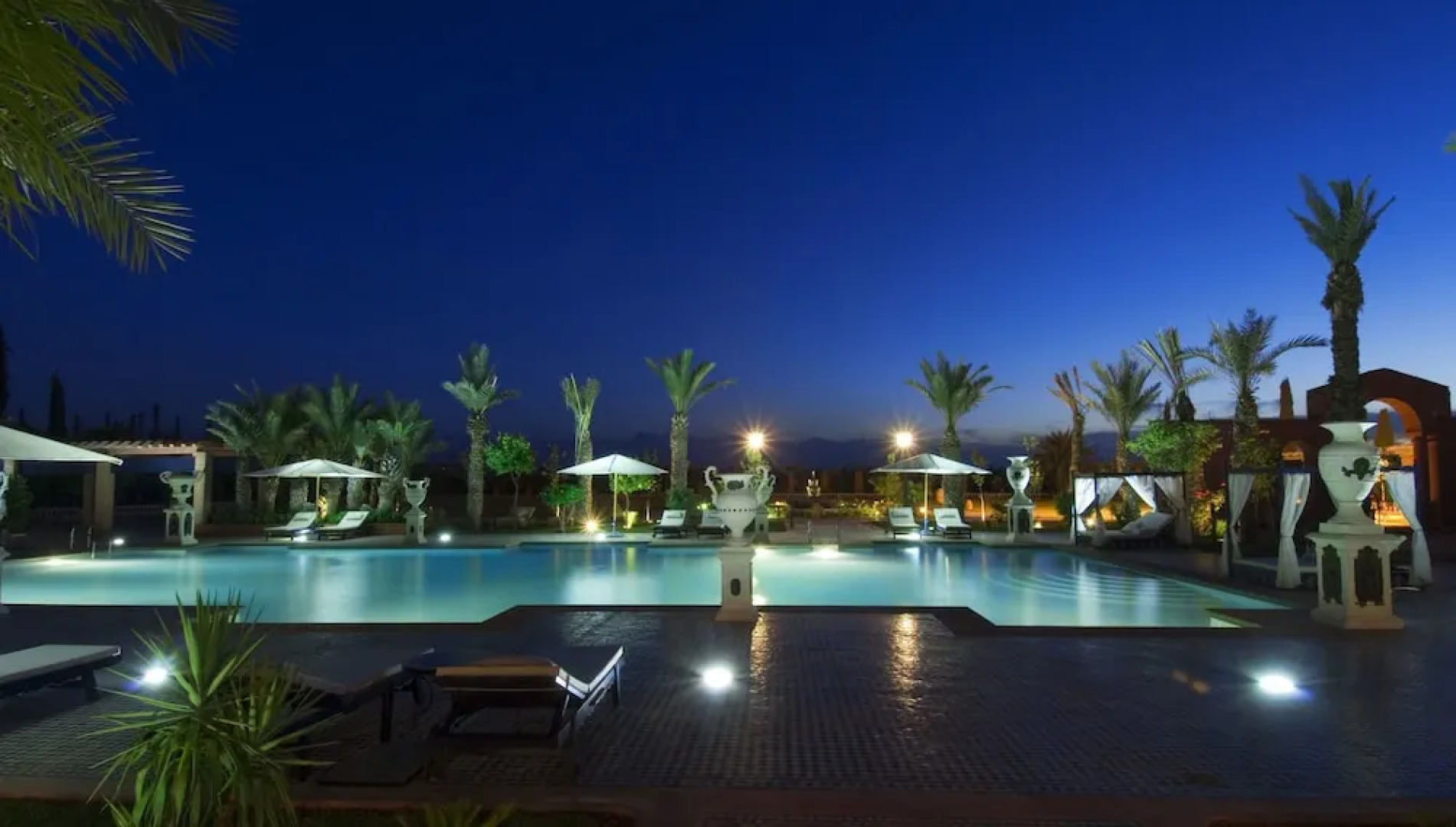 L Mansion Guest Palace