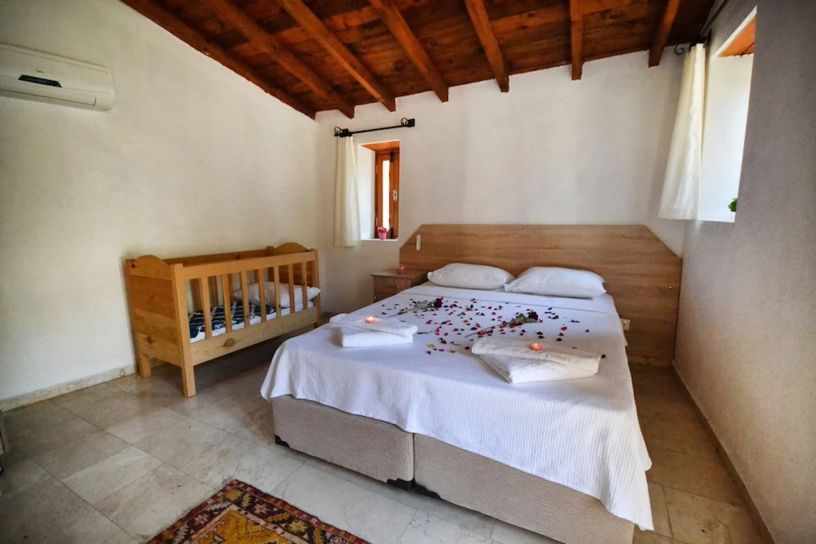 KAY4800 Villa Sems 2 Bedrooms