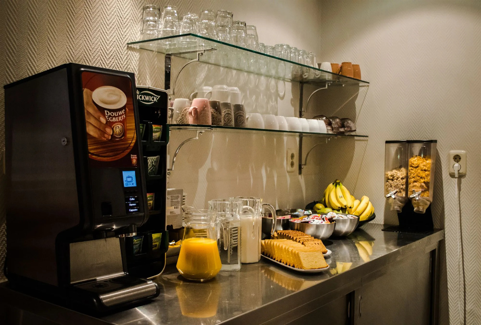 Amsterdam Downtown Hotel