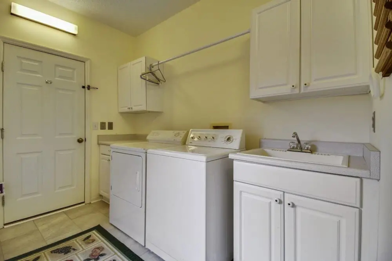 62 Full Sweep Holiday Home