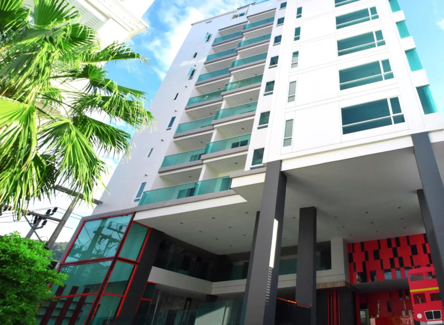 Neon Patong Hotel