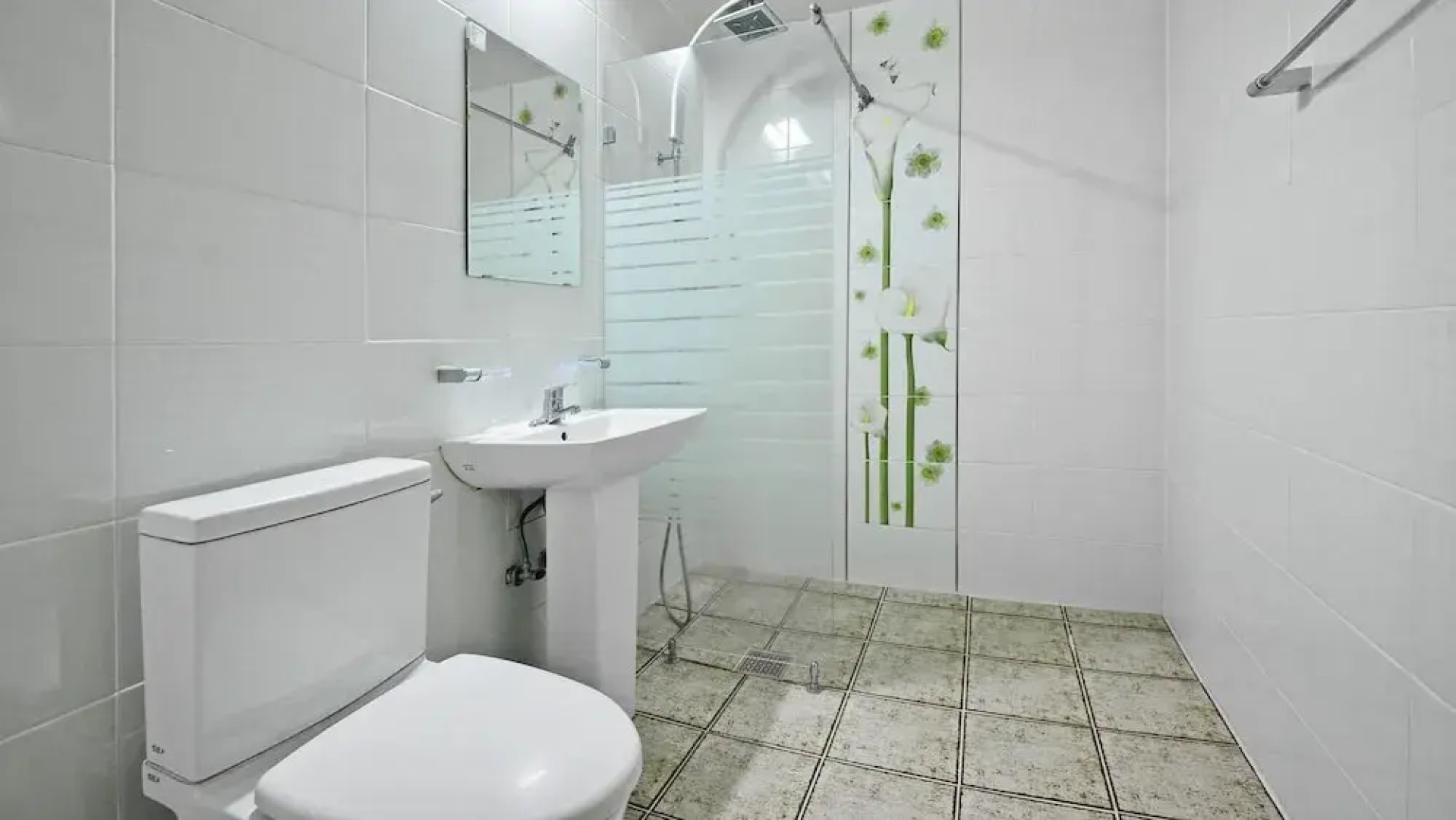 Tongyoung Macaio Pension