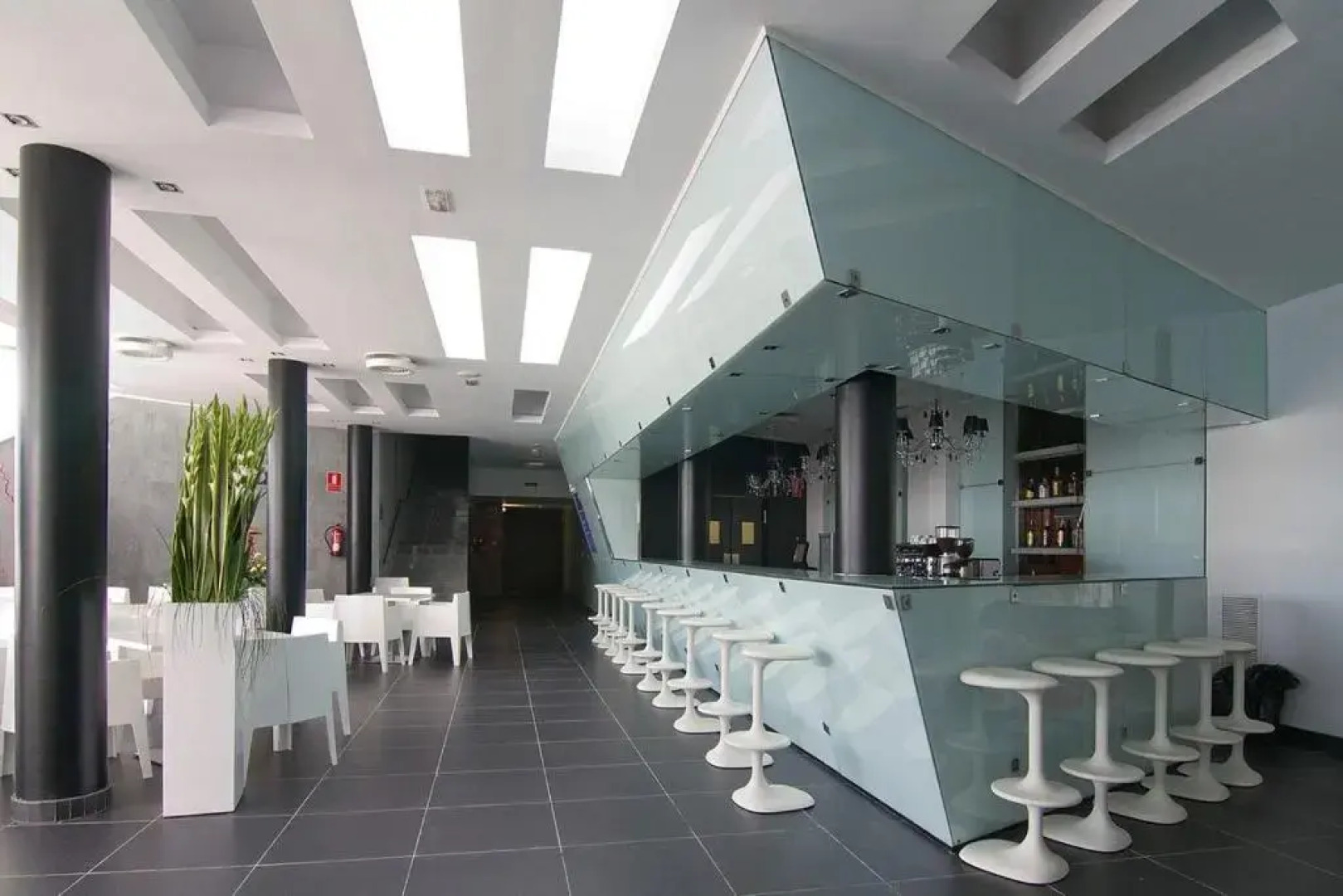 Apolo Suites Rentalmar