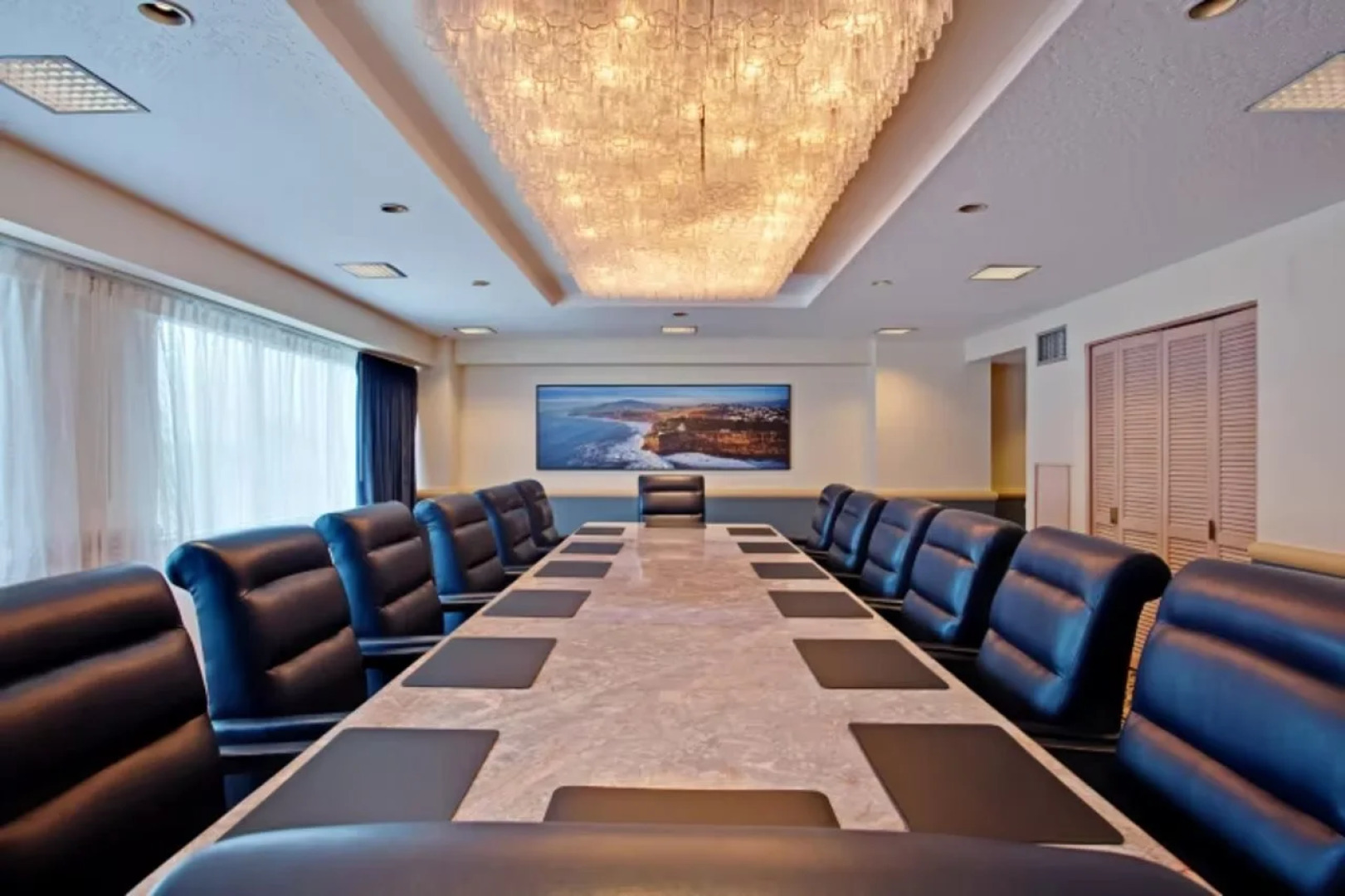 Crowne Plaza Los Angeles Harbor Hotel by IHG