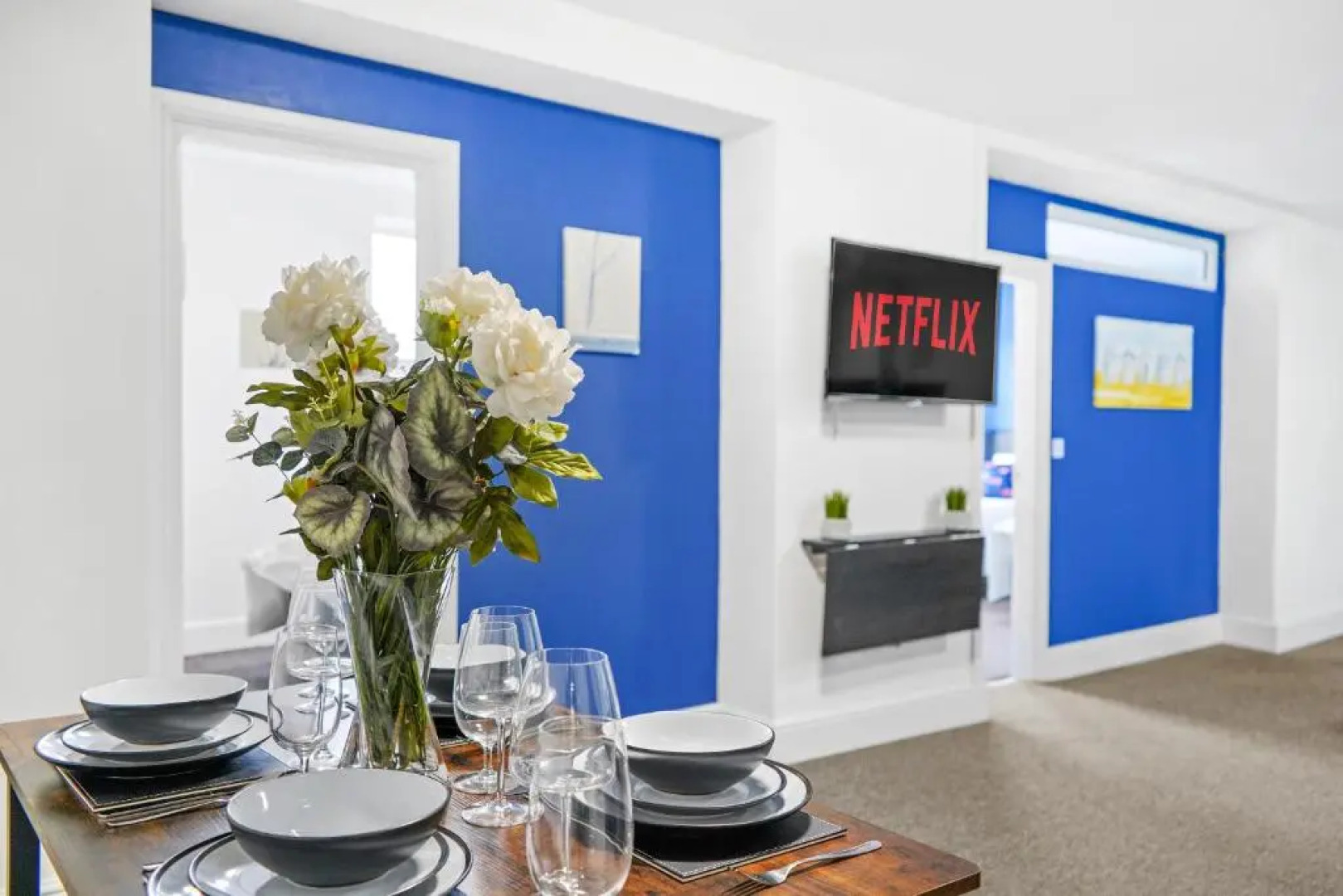 Sunshine Serviced Apartments by Happy Sunshine Stay