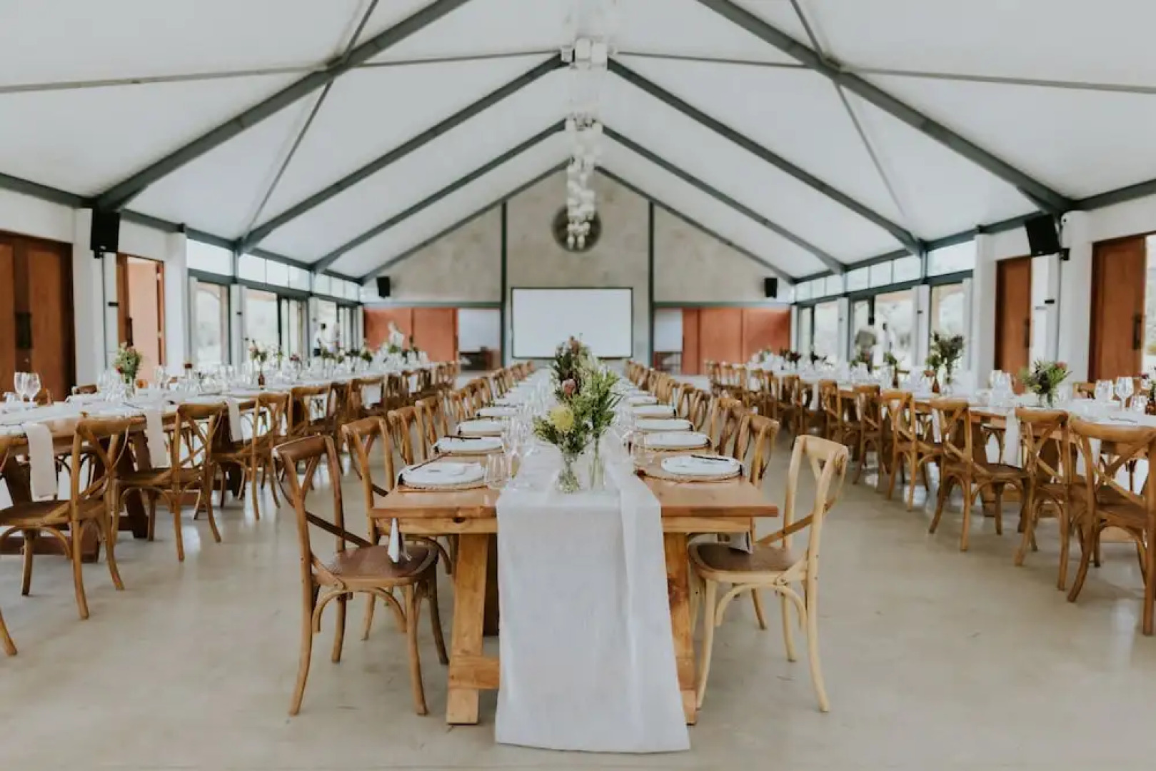 Tshikwalo Game Lodge