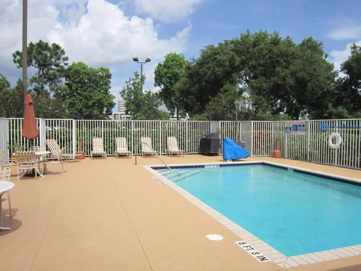 Extended Stay America Suites Ft Lauderdale Cyp Crk NW 6th Wy