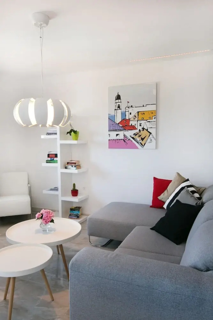 Apartments Carol Royal