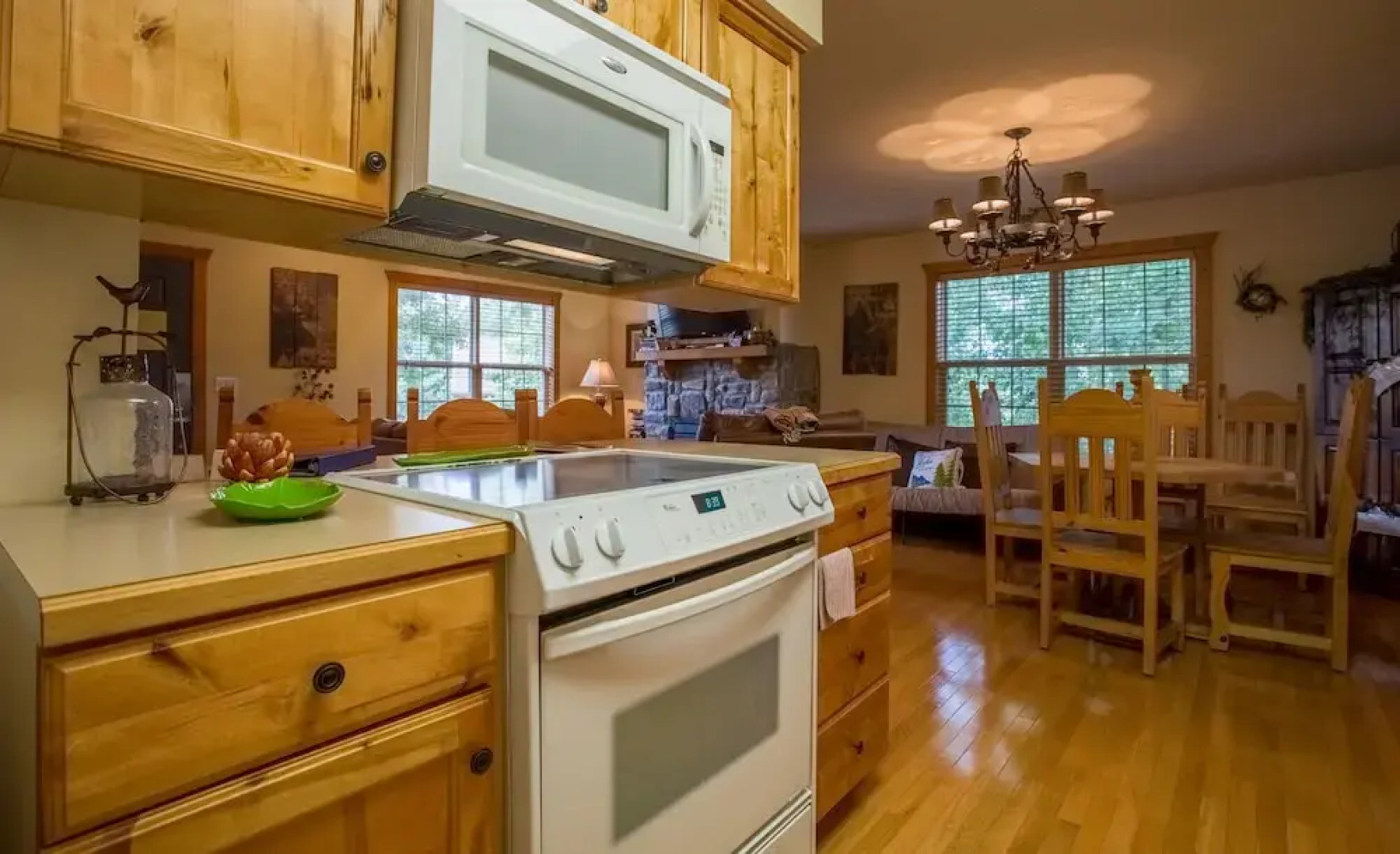 Magnolia Moon by RedAwning