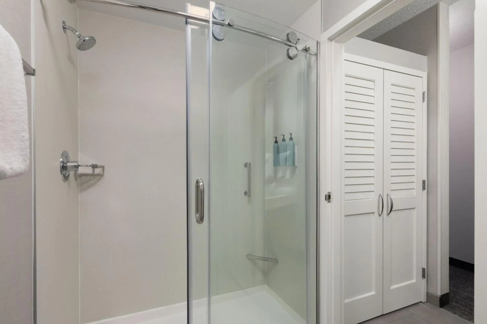 Courtyard Chicago Waukegan Gurnee