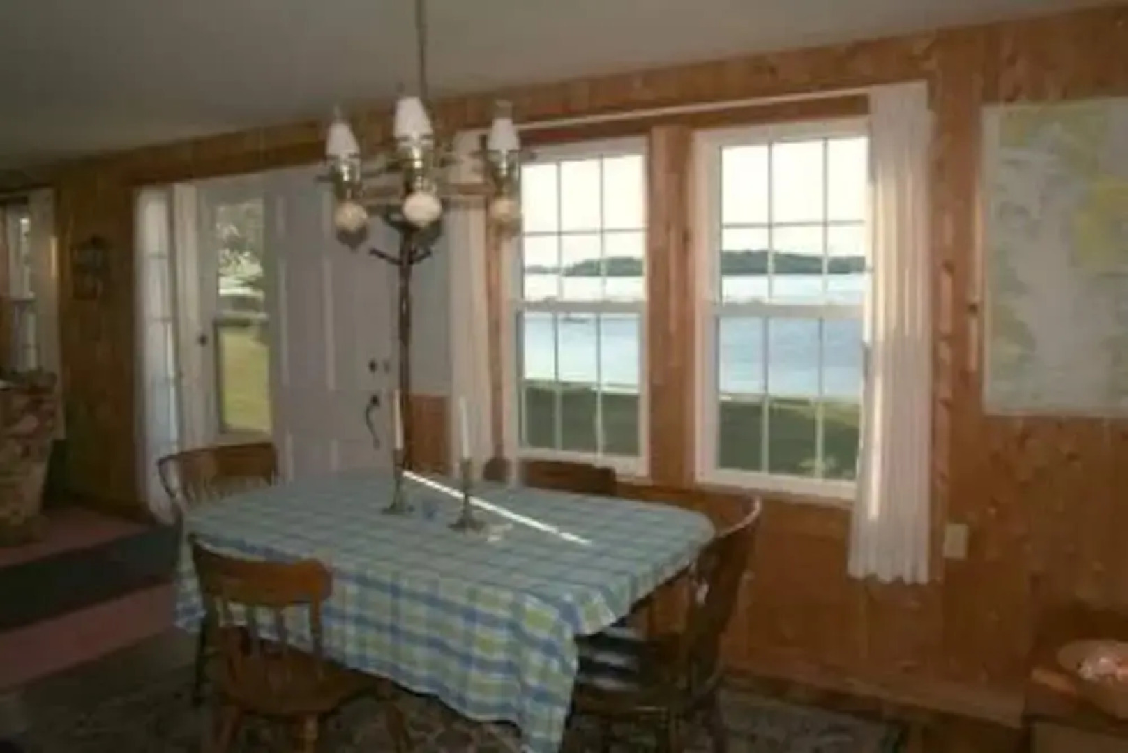 Point Field Cottage - One Bedroom Home