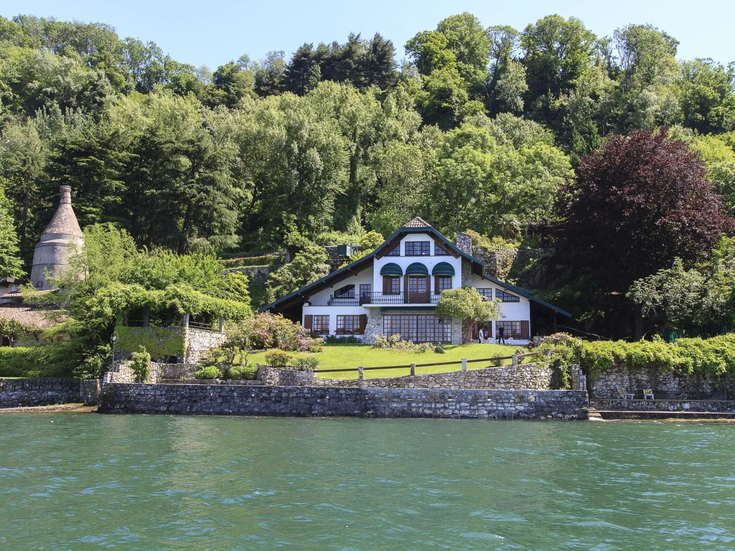 Villa Cinderella 7 CAMERE 13 PAX