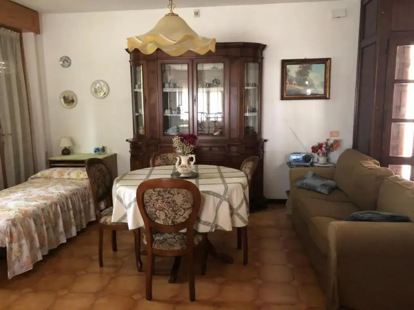 B&B Villa Rosella Appartamento completo di camera matrimoniale e 2 letti singoli