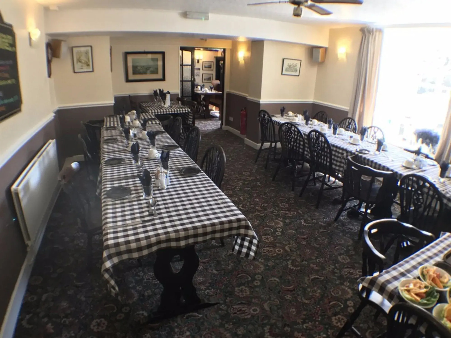 The Fox & Hounds Inn