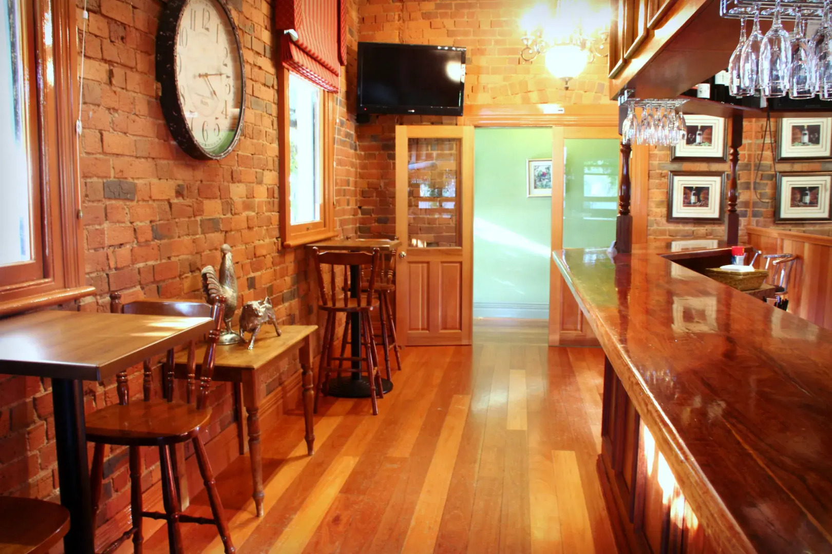 CocknBull Boutique Hotel