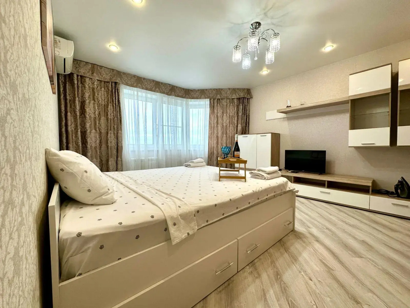 Апартаменты на проспекте Ракетостроителей