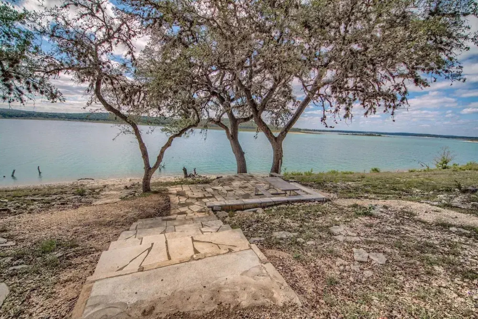 Tranquility By The Shore Cl1105b 4 Bedroom Home by RedAwning