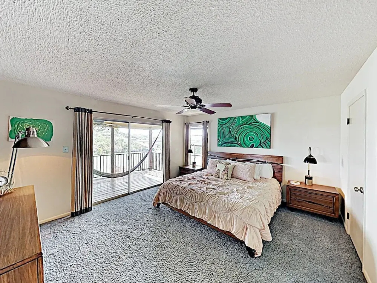 New Listing! Mid-century Modern Lake House W/ Pool 2 Bedroom Home