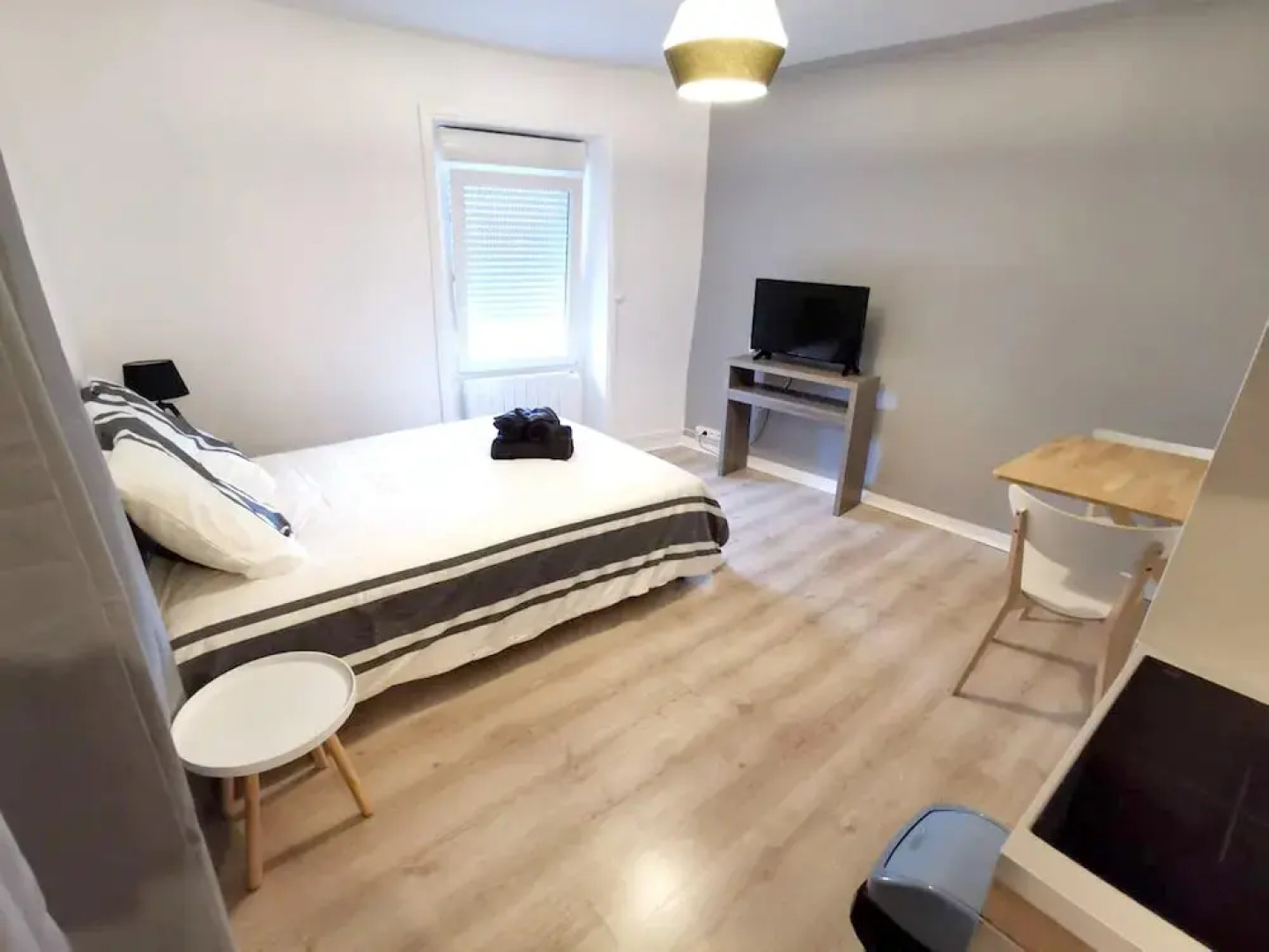 Studio in Le Dorat, With Wifi