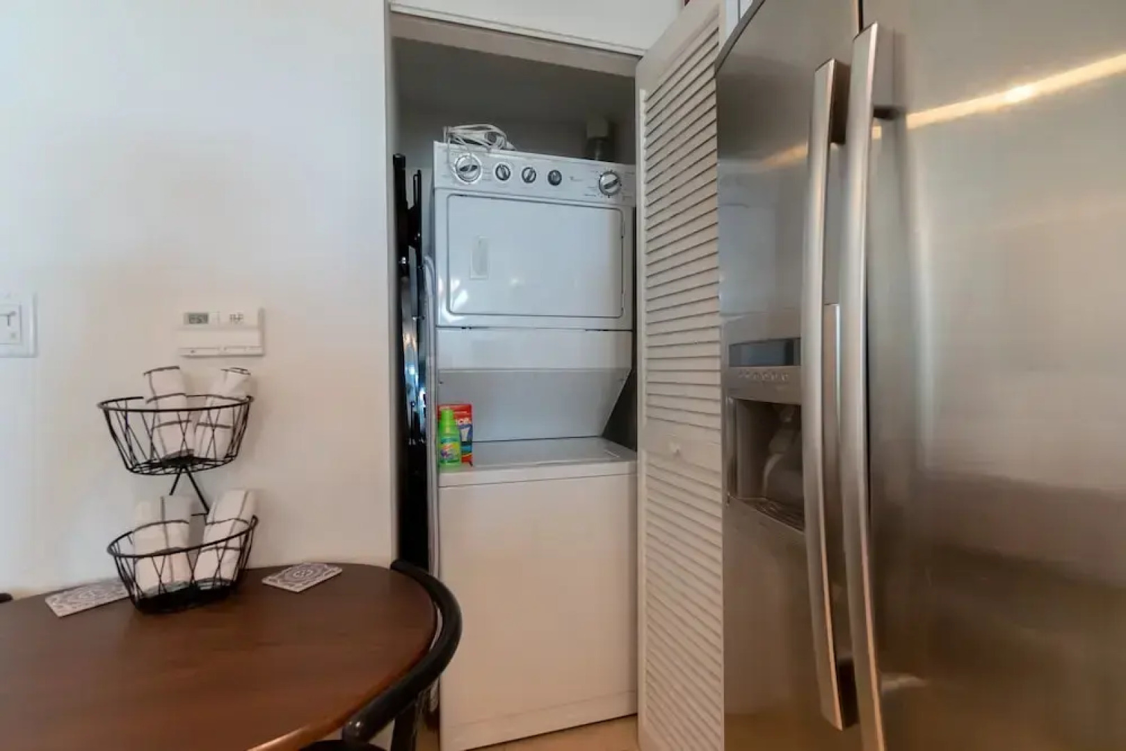 314s Nautical Beach Suite - 2 Beds!, Pools, Jacuzzi, Beach, Shops & Dog Friendly