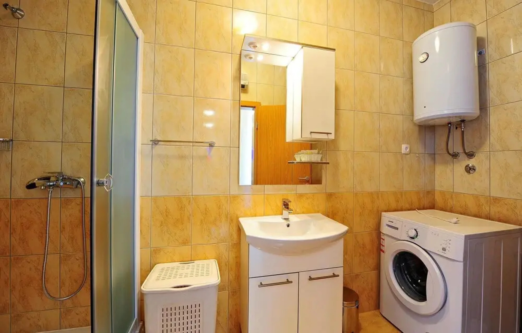 Awesome Apartment in Podstrana With Outdoor Swimming Pool, Sauna and Heated Swimming Pool