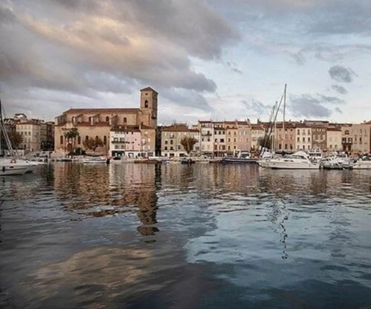 Domitys Les Lanterne Bleue