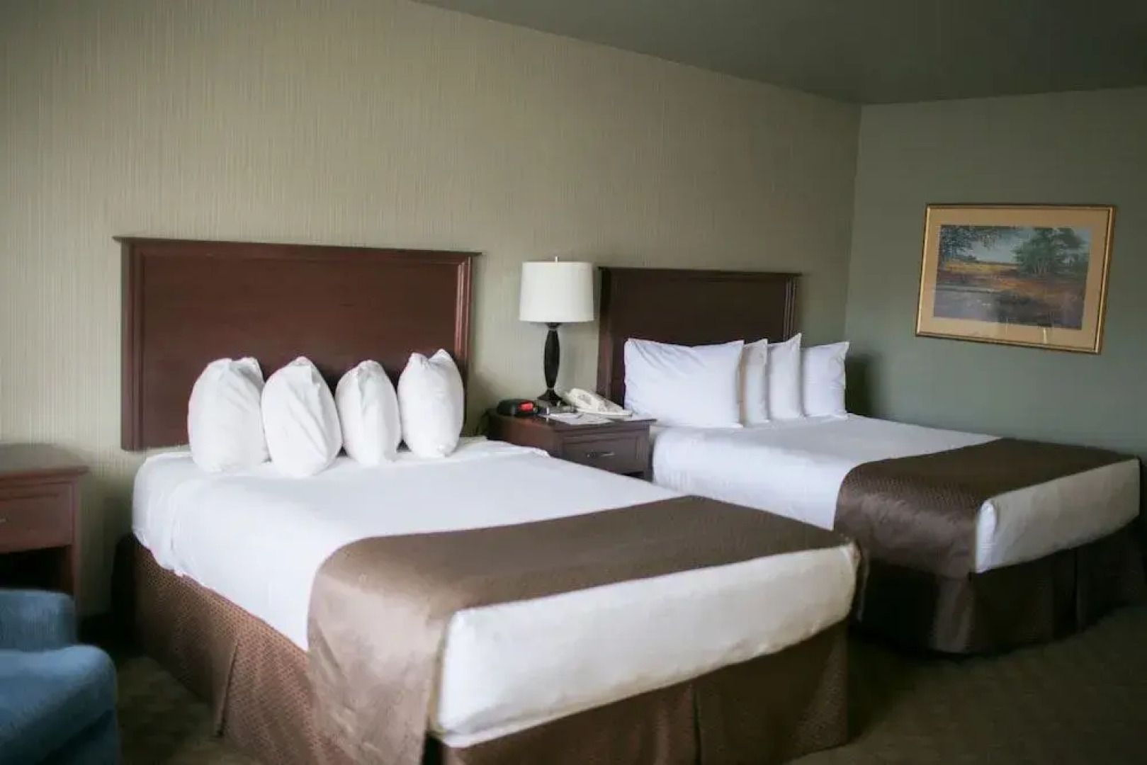 Seaport Inn and Suites