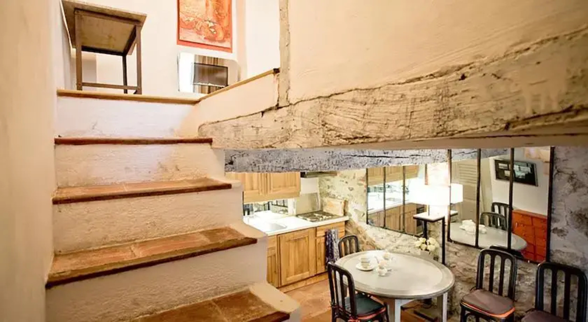 Boutique Village No. 6