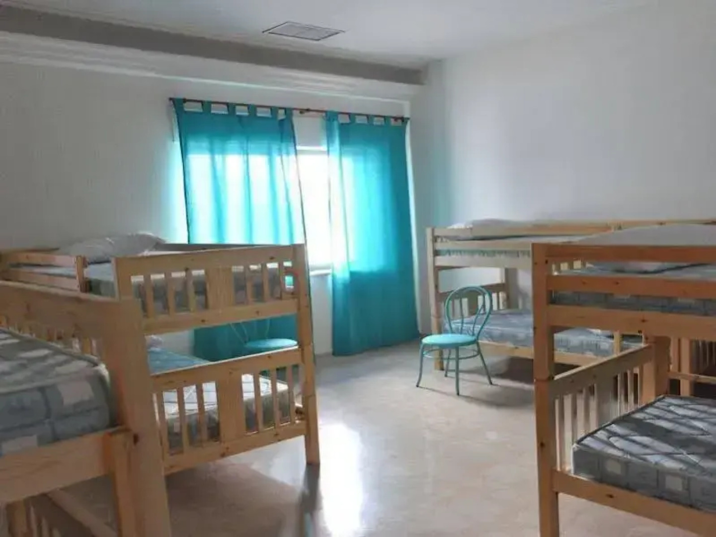 Feeling Sevilla Hostel