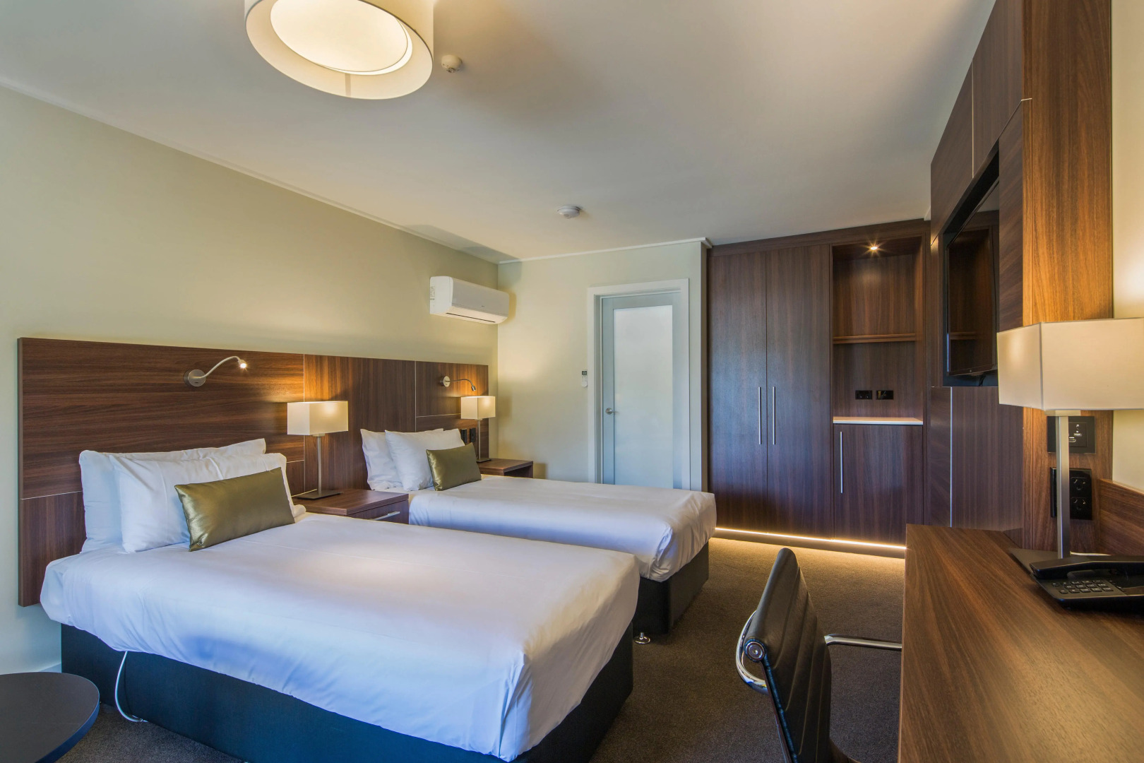 Holiday Inn Queenstown Frankton Road by IHG