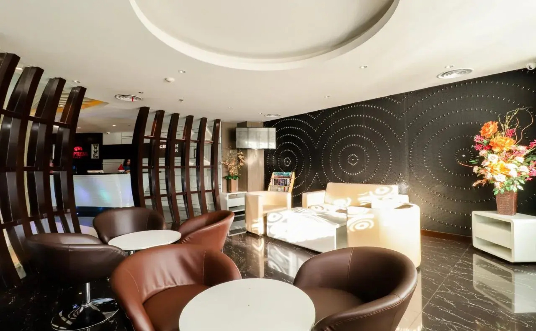 Empress Hotel Makassar