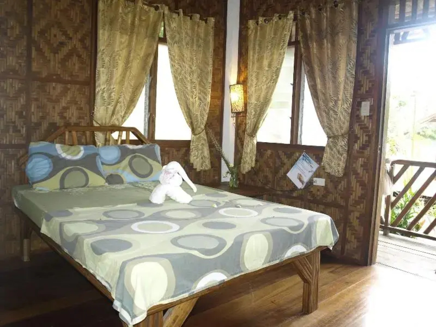 The Sharks Tail Dive Center