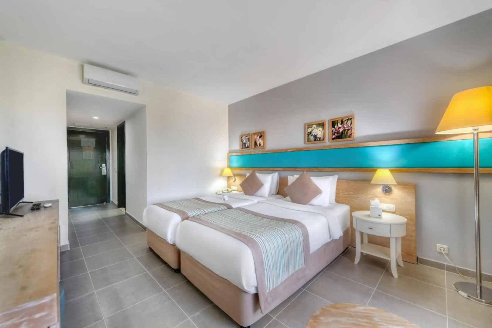 Delight Deluxe Hotel