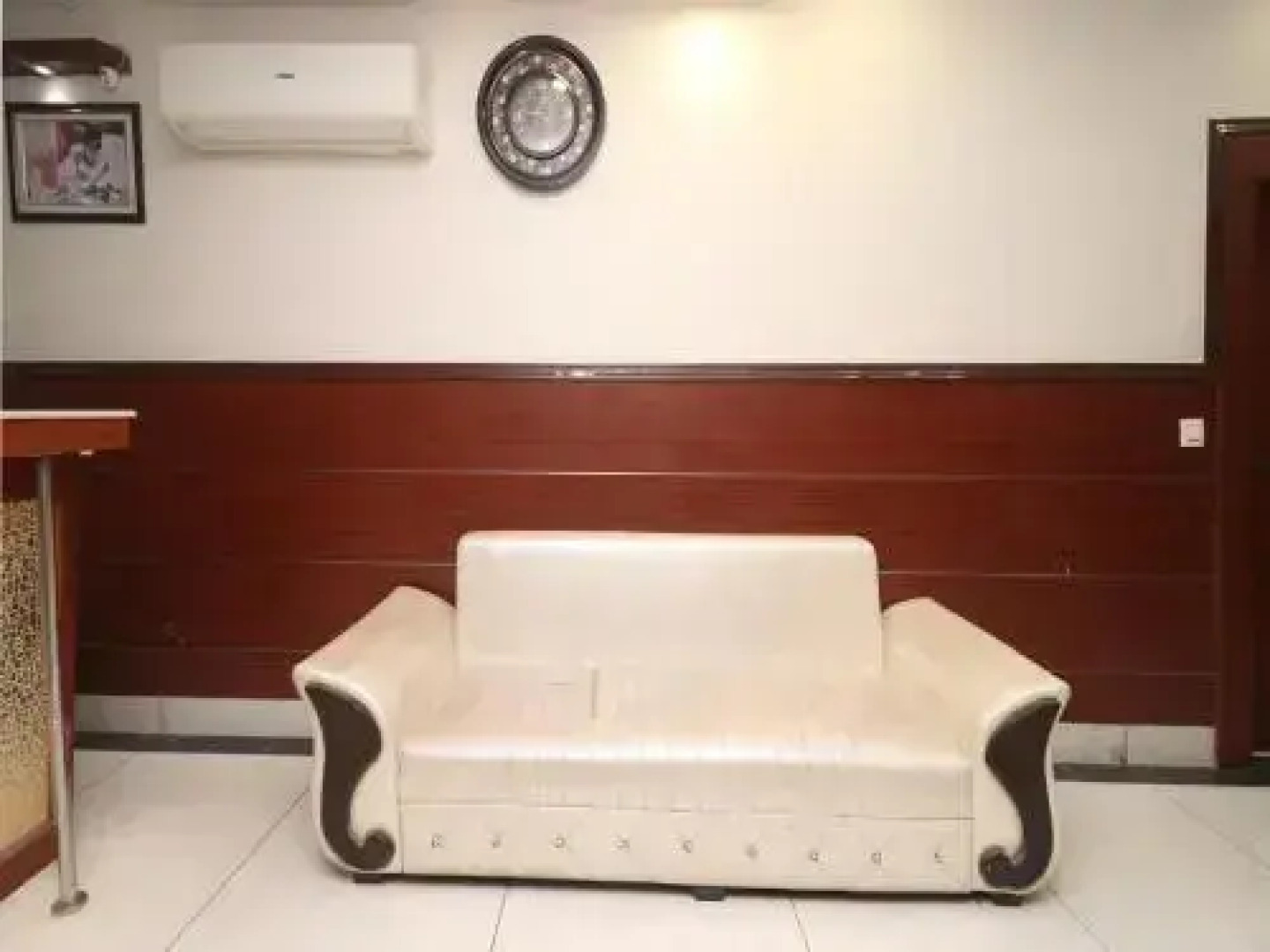 OYO 7831 Hotel King's