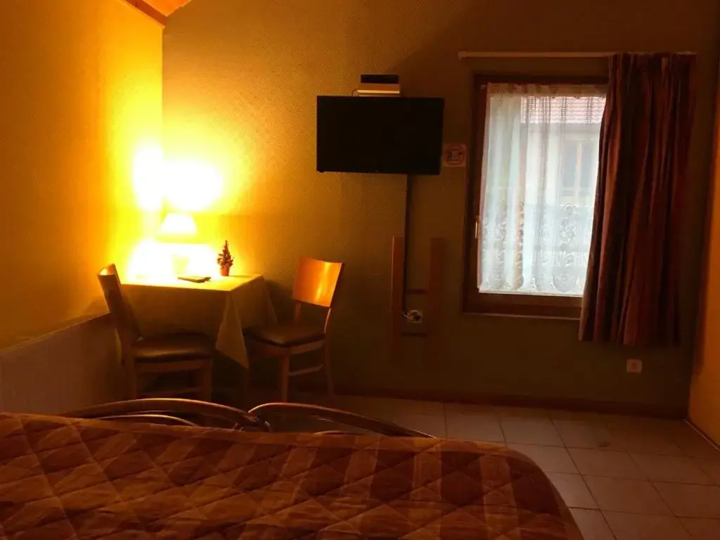 Auberge Restaurant La Roseraie