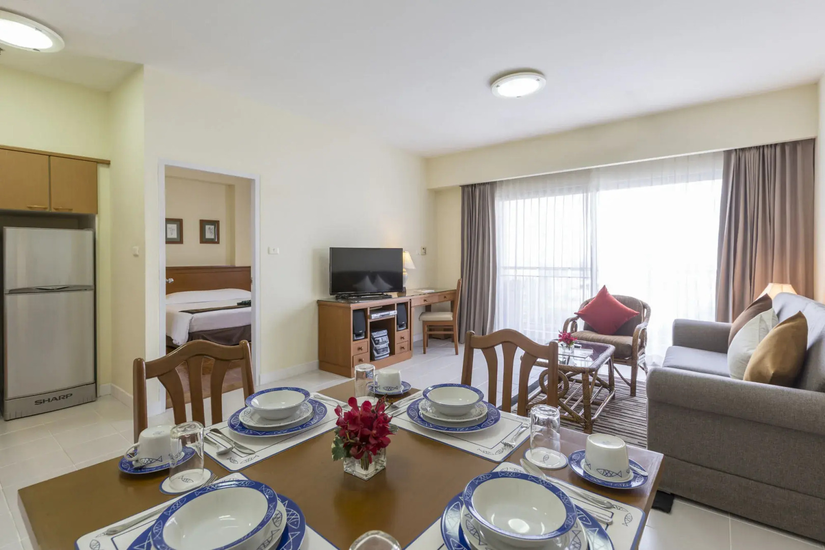 Kameo House Hotel and Serviced Apartments