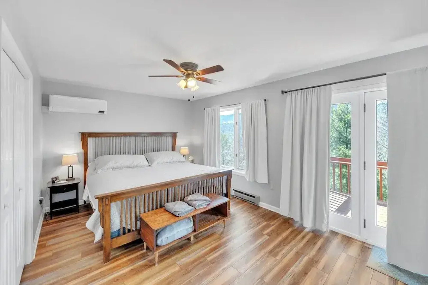 Upper Sleighride 25l - Wrap-around Deck End Unit 3 Bedroom Townhouse by The Summit at Gore Mountain