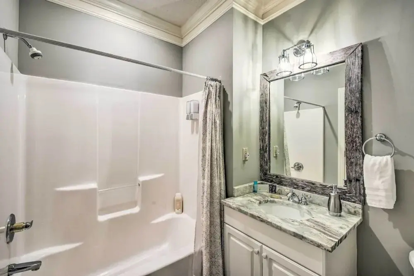 Inviting Kingwood Resort Condo in Clayton!