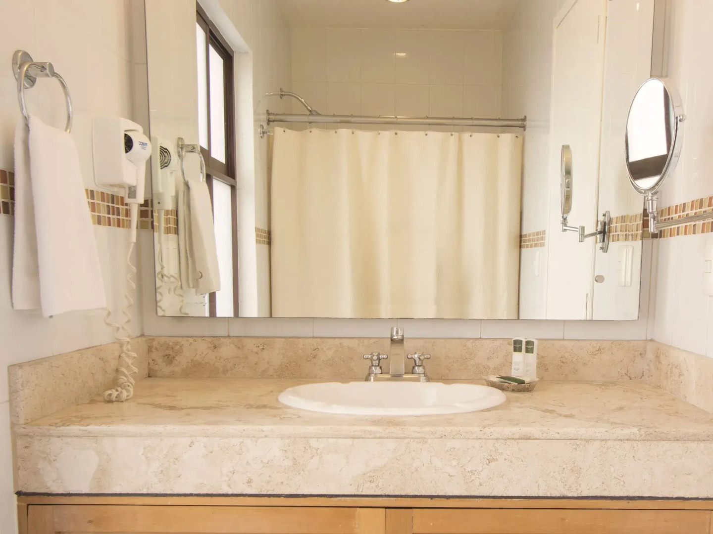 Hotel Río Queretaro