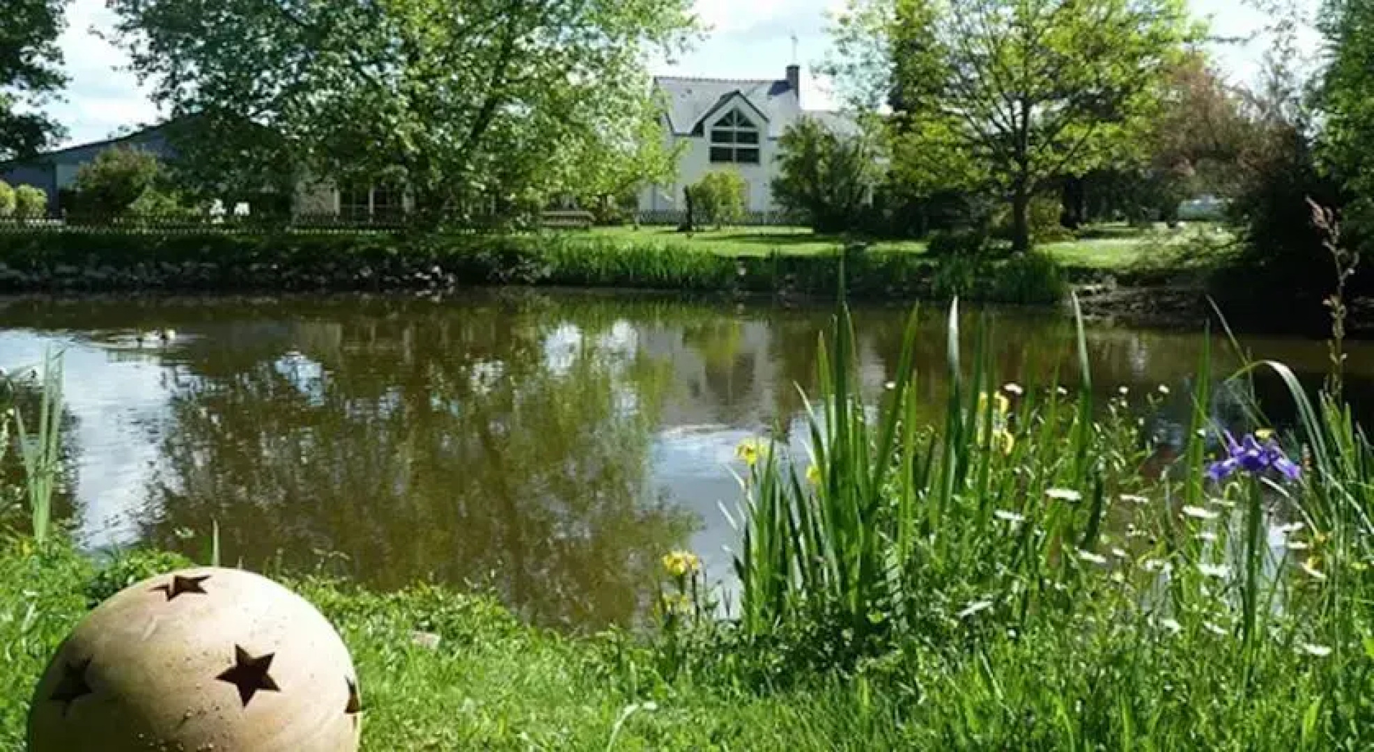 Au Bas Chalonge Gite Le Four à Pain