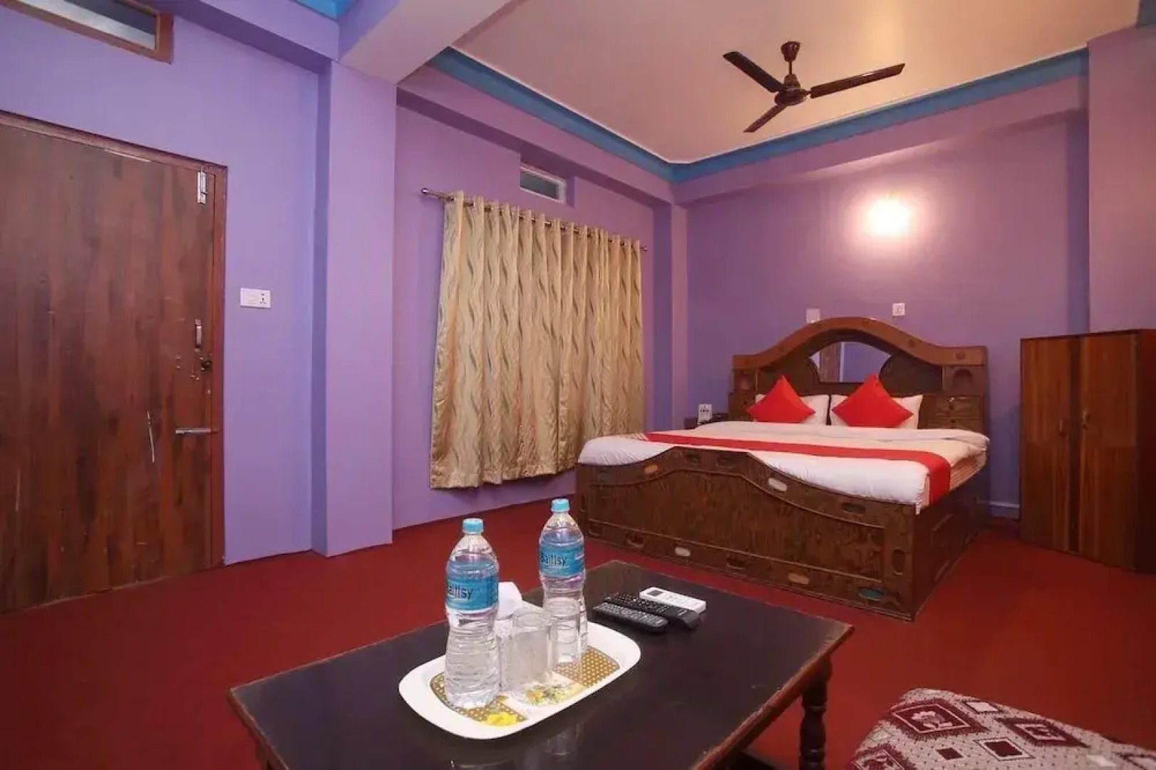 OYO 712 Hotel Radison One And Lodge