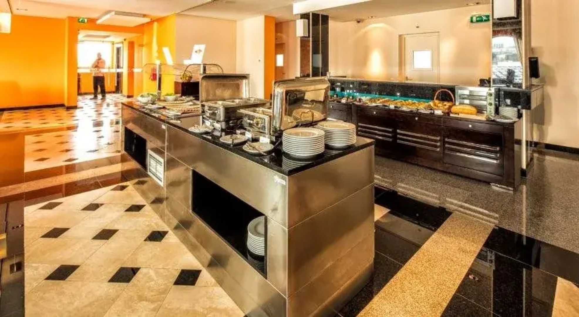 iu Hotel Luanda Cacuaco