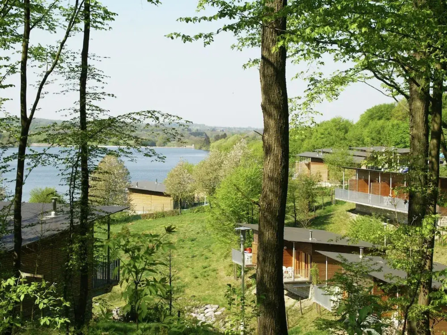 Cozy Studio With Dishwasher in the Beautiful Green Valjoly