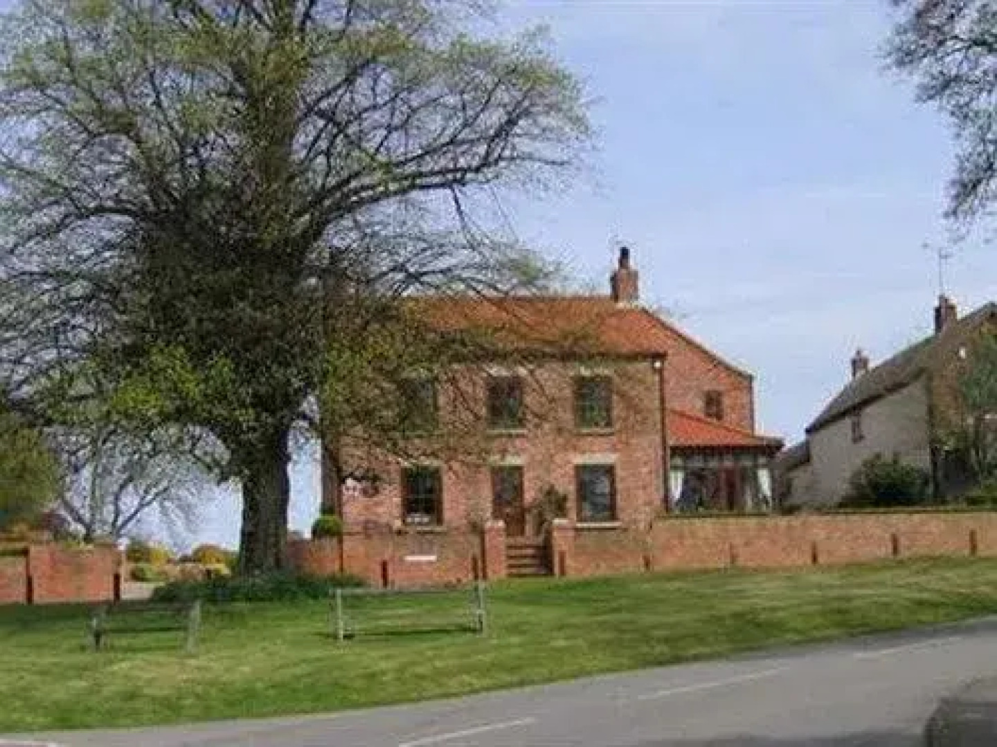 Crosshill House