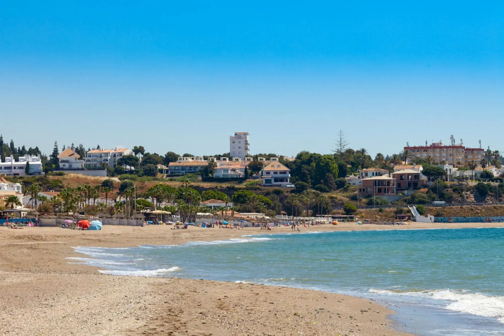 3 bedroom beachfront apartment La Cala de Mijas