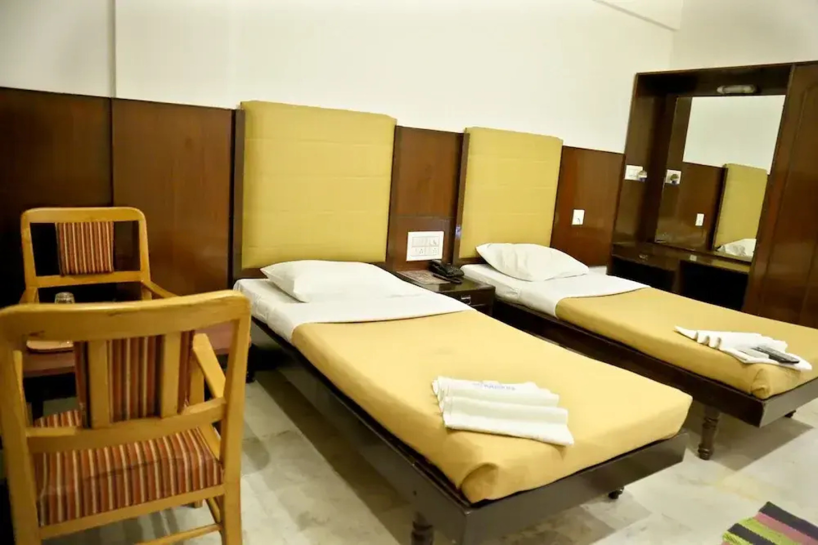 Hotel SriKrishna Hassan