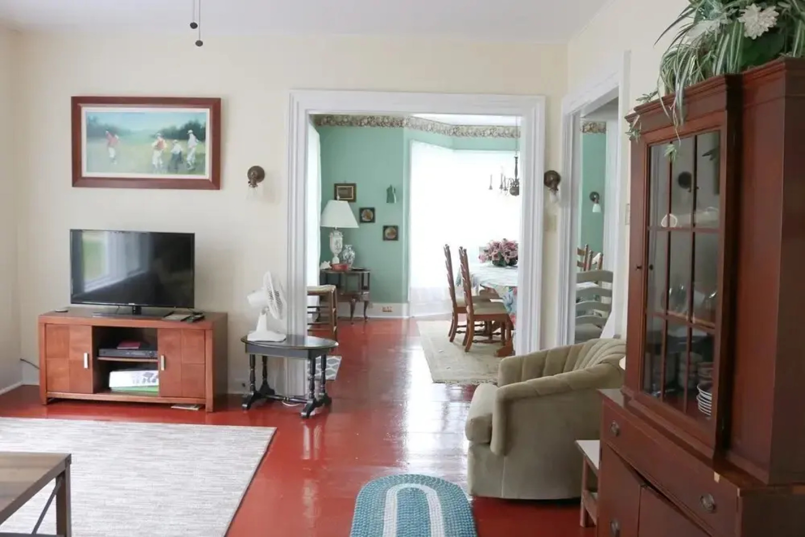 5449 Emerald 5 Bedroom Home by RedAwning